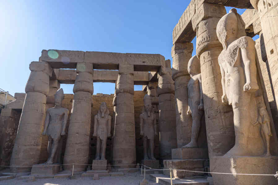 Egipto 101 - Luxor - Templo de Luxor.jpg